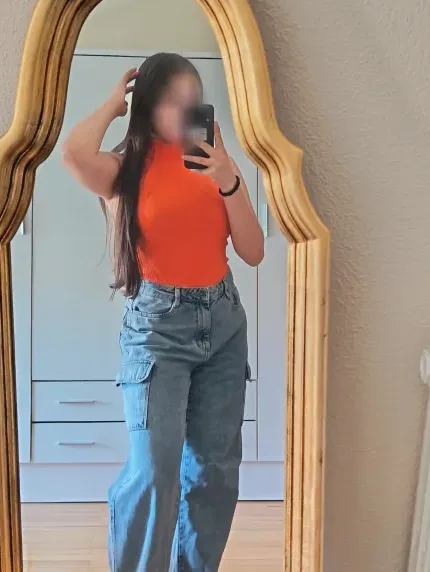 Holly, 20