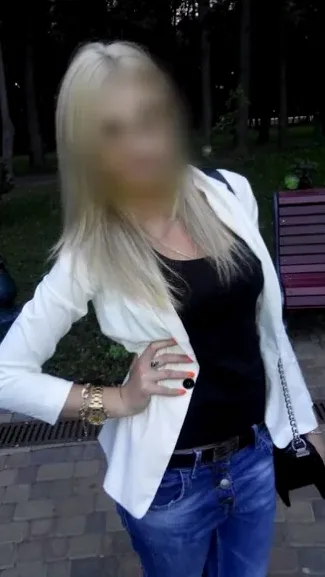 Jade, 35