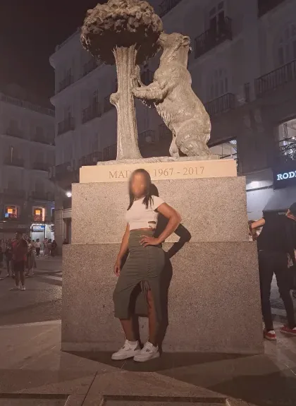 Naomi, 34